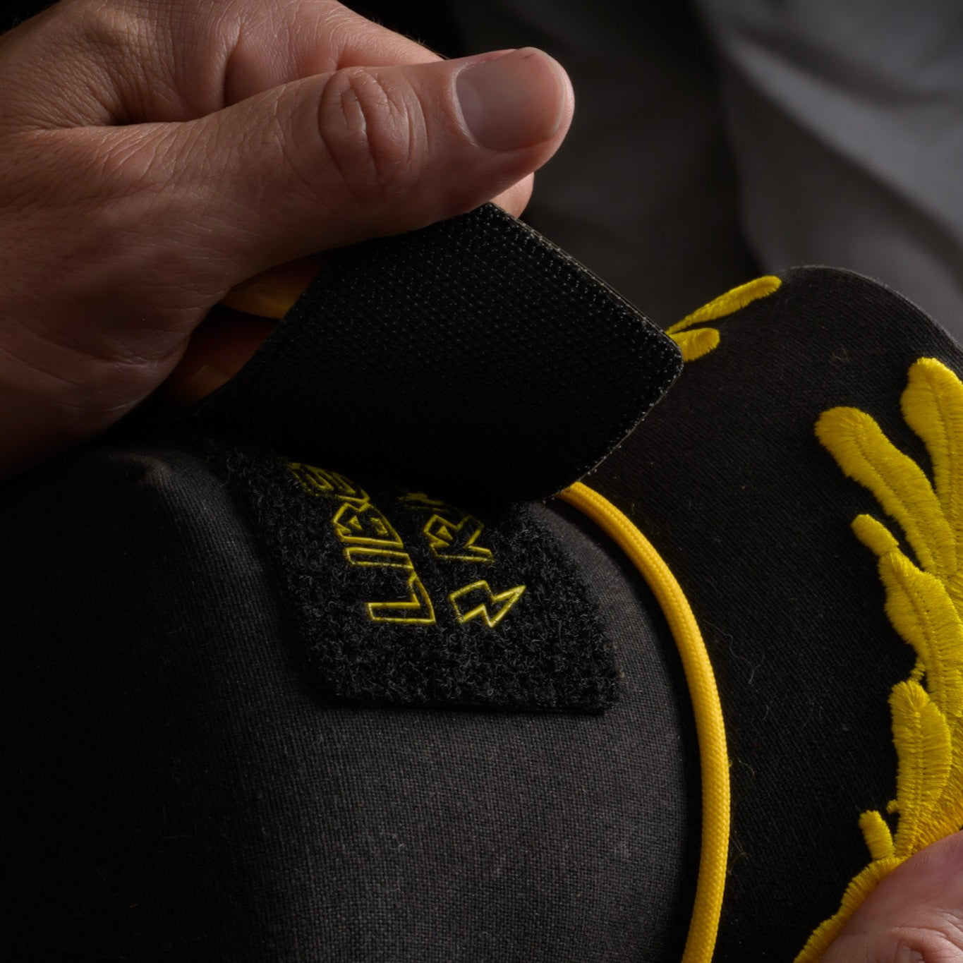 Admiral's Mast Hat